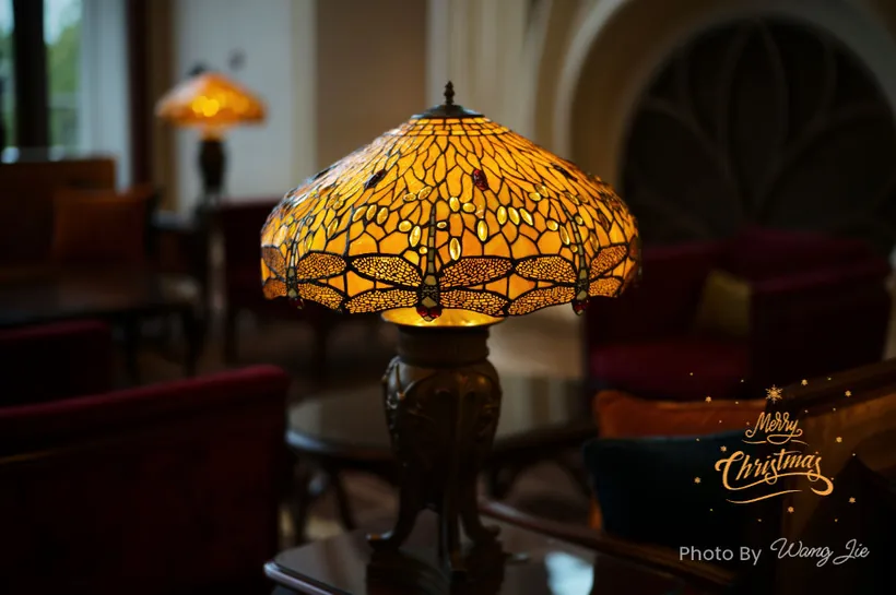 Minimal photo border: A warm little glow, example 1